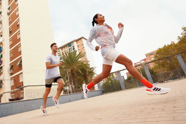 chaussures running adidas Ultraboost Light